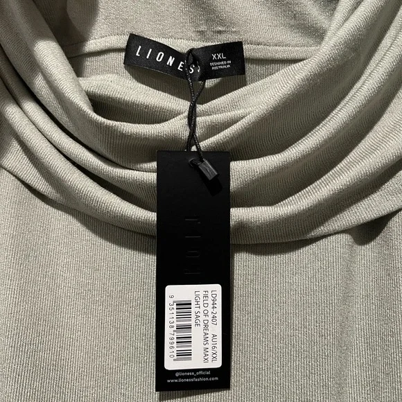 NWT Lioness Sage Mint Green Maxi Ruched Sides Drop Shoulder Sleeves Dress - Picture 7 of 12